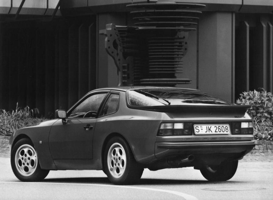  Porsche 944 1982 года  (WW) (фото 13 из 17)